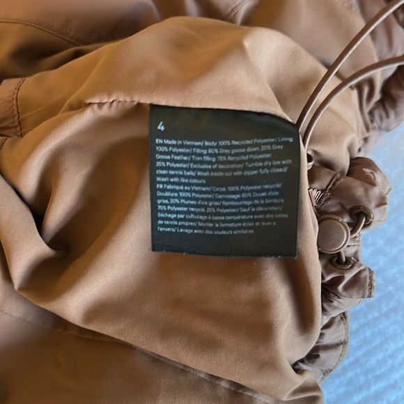 Lululemon Wunder Puff Super-Cropped Vest in Brown RARE, Size 4 - Picture 9 of 13